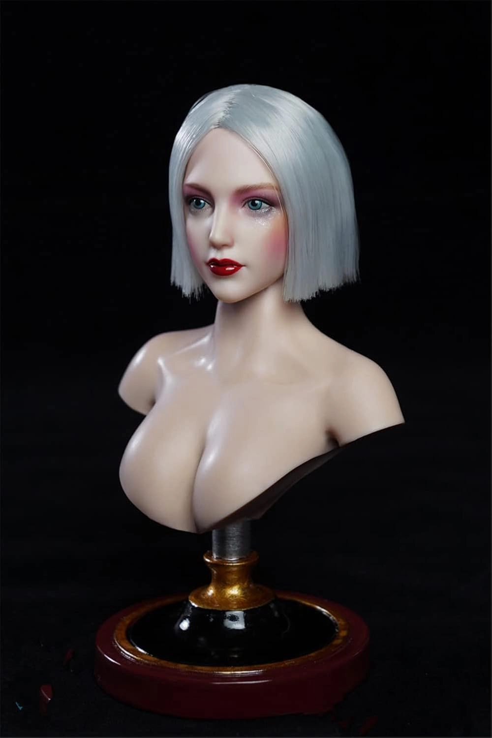 1/6 Scale Female Head Sculpt, Cosplay Girl Head Carved Makeup Version for 12inch Action Figure Doll Collection(D)