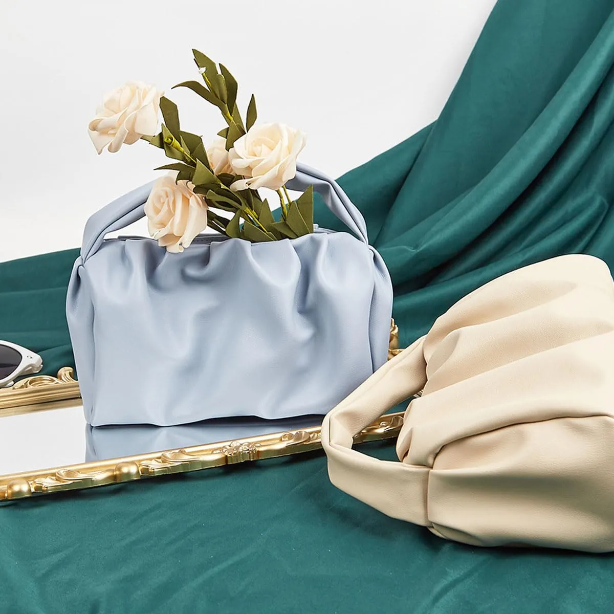 Fresh, Sweet, Solid Color Women's Handbag Trend Versatile Handbag Makeup Bag Japanese Simple Cloud Bag Cosmetic Bag (Blue)