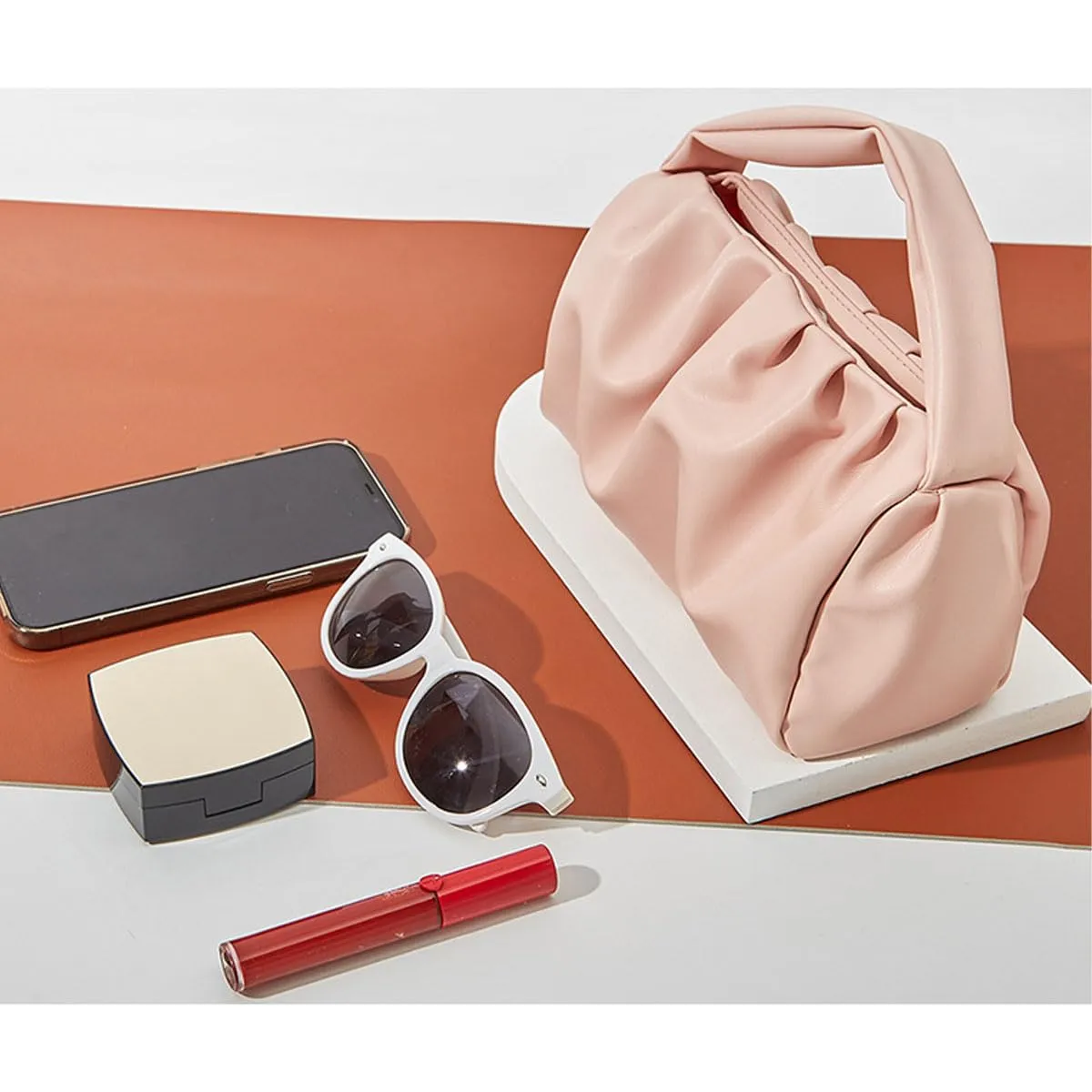 Fresh, Sweet, Solid Color Women's Handbag Trend Versatile Handbag Makeup Bag Japanese Simple Cloud Bag Cosmetic Bag (Pink)