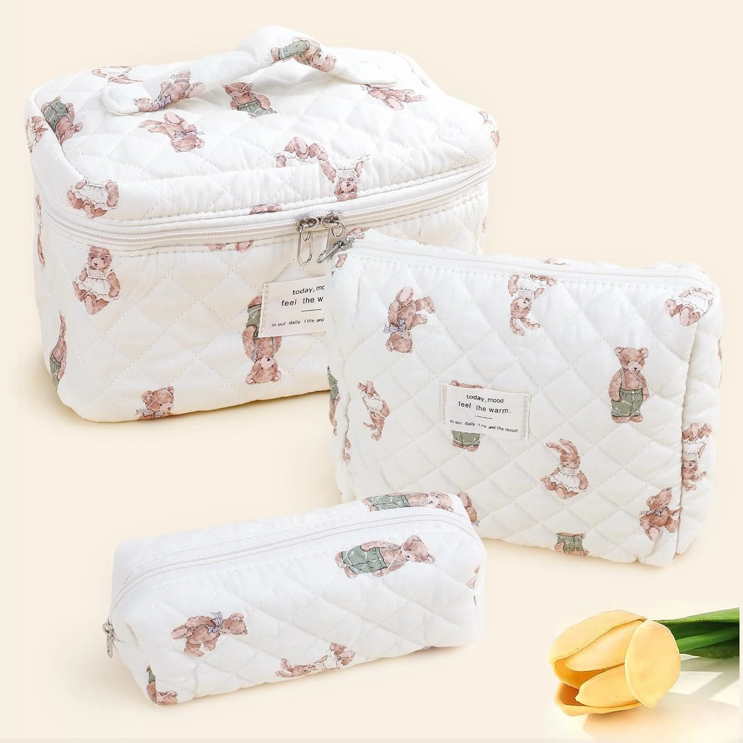 Large Quilted Makeup Bag for Women and Girls, Cute Coquette Floral Cotton Cosmetic Bag, Aesthetic Travel Organized Toiletry Bags (06-beige bears)
