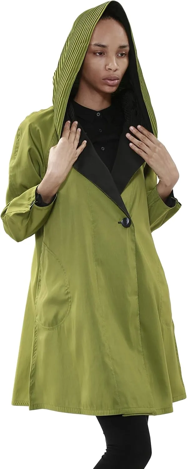 Short Donatella Fashion Travel Raincoat